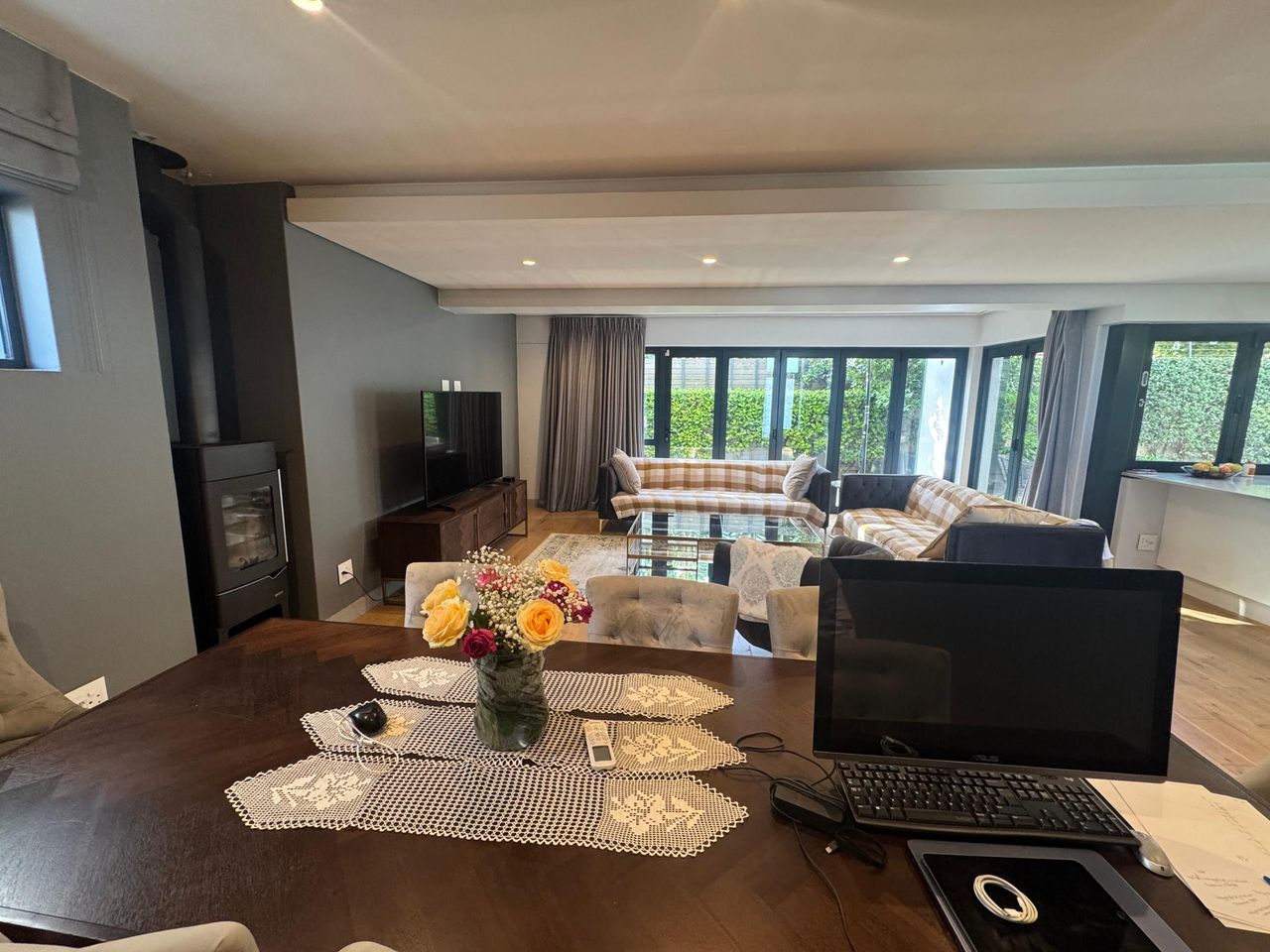 Photo of 3 Bedroom duplex townhouse - sectional to rent in Rondebosch, Cape Town