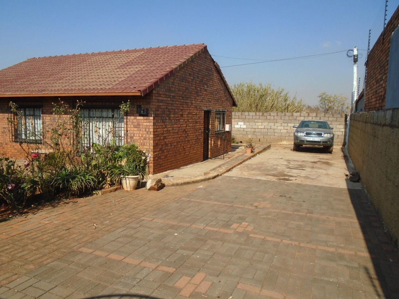 Photo of 3 Bedroom house for sale in Eldorado Park, Soweto