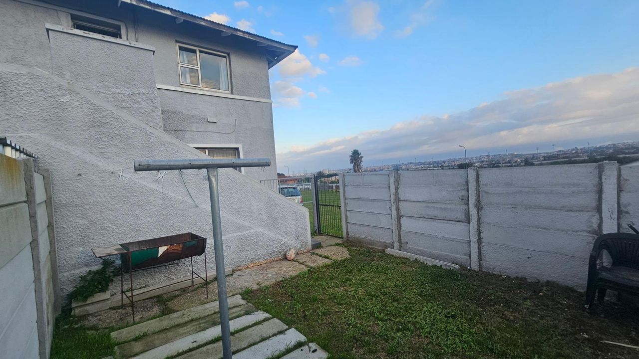 Photo 16 of 16
