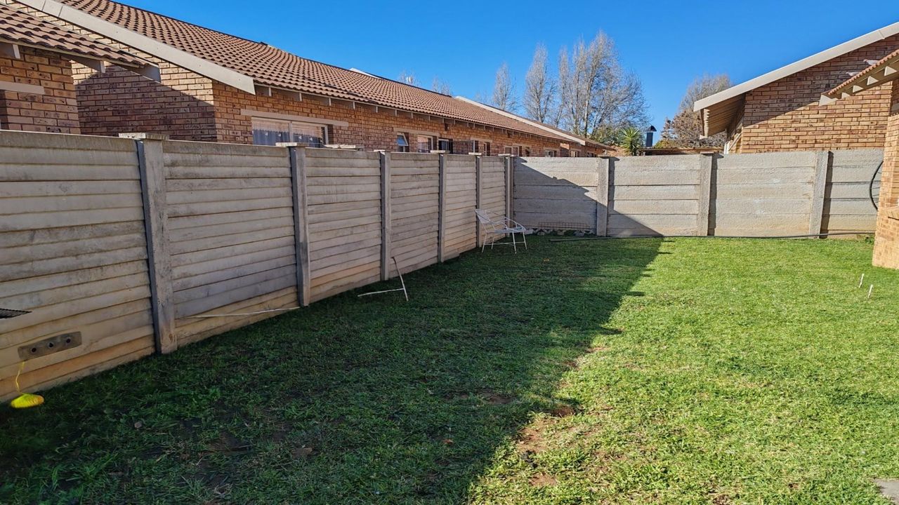 Photo 20 of 27