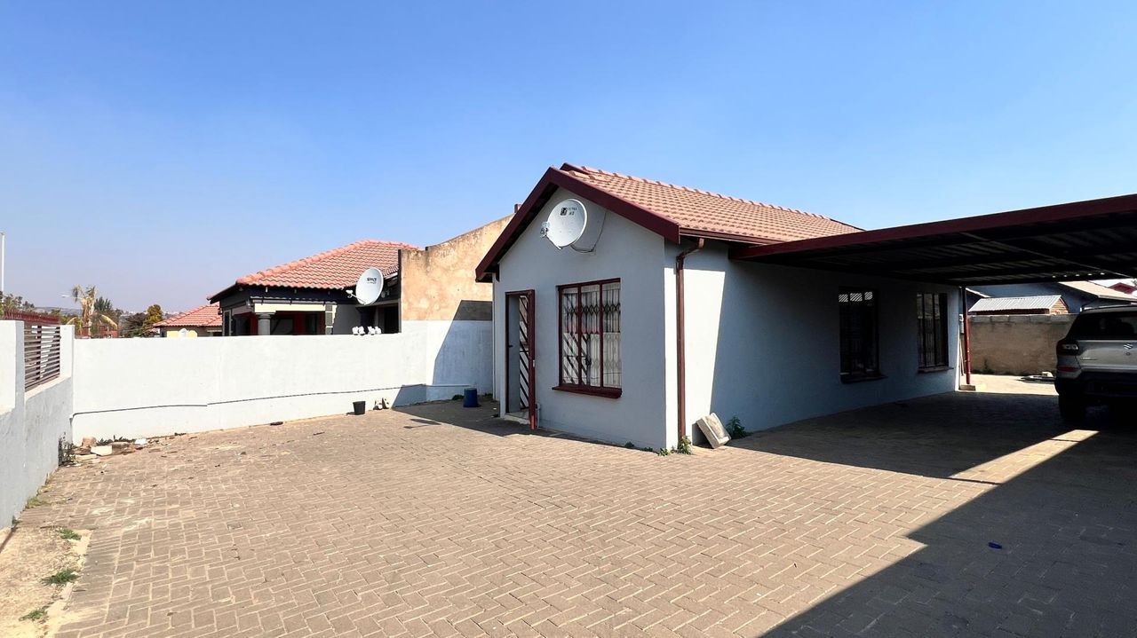 Photo of 3 Bedroom house for sale in Elandspoort, Pretoria