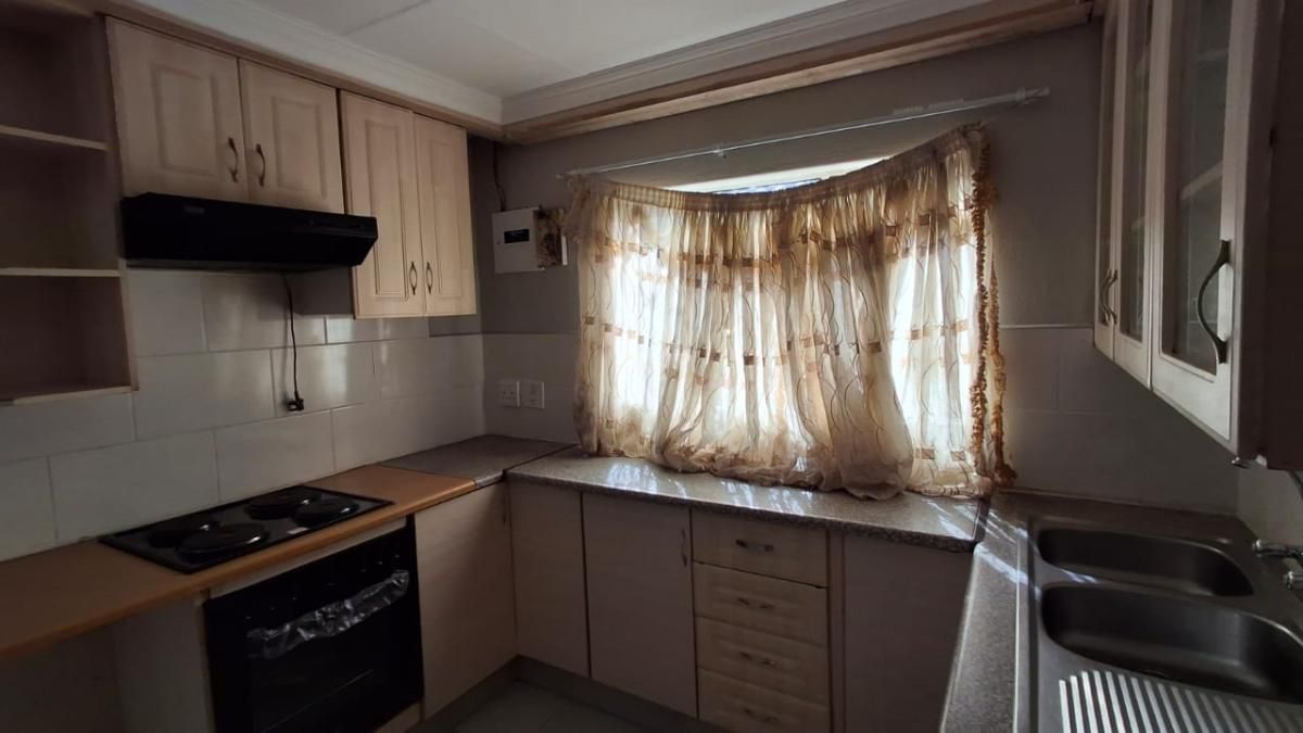 Photo of 2 Bedroom house to rent in Kwaguqa, Witbank