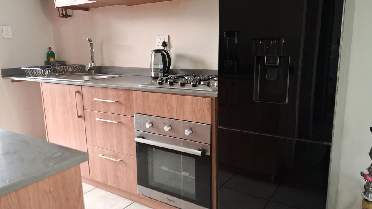 Photo 3 of 12