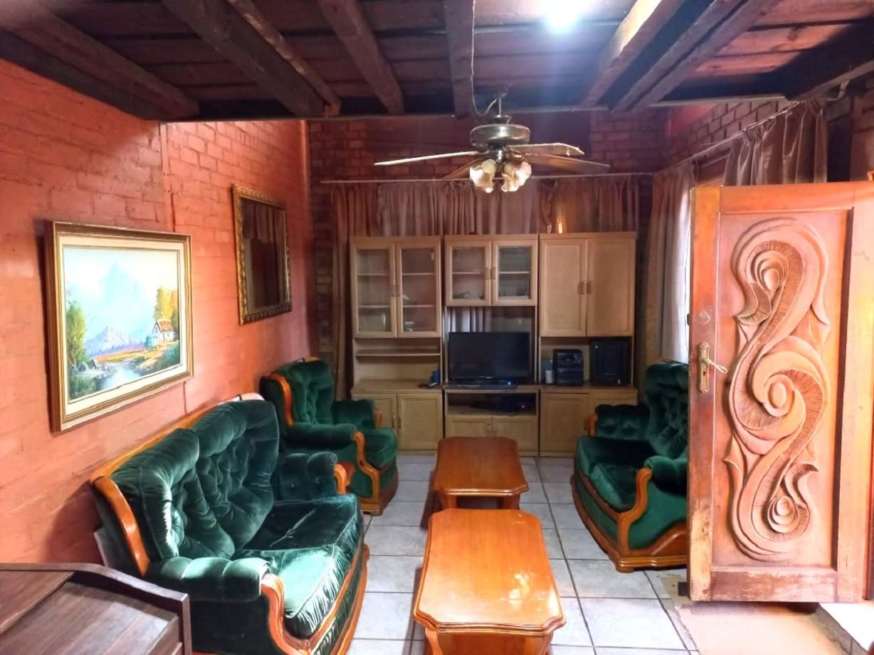 Photo 9 of 22