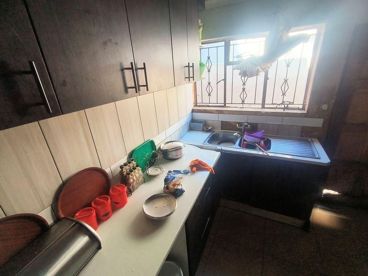 Photo of 6 Bedroom house for sale in Mamelodi, Pretoria