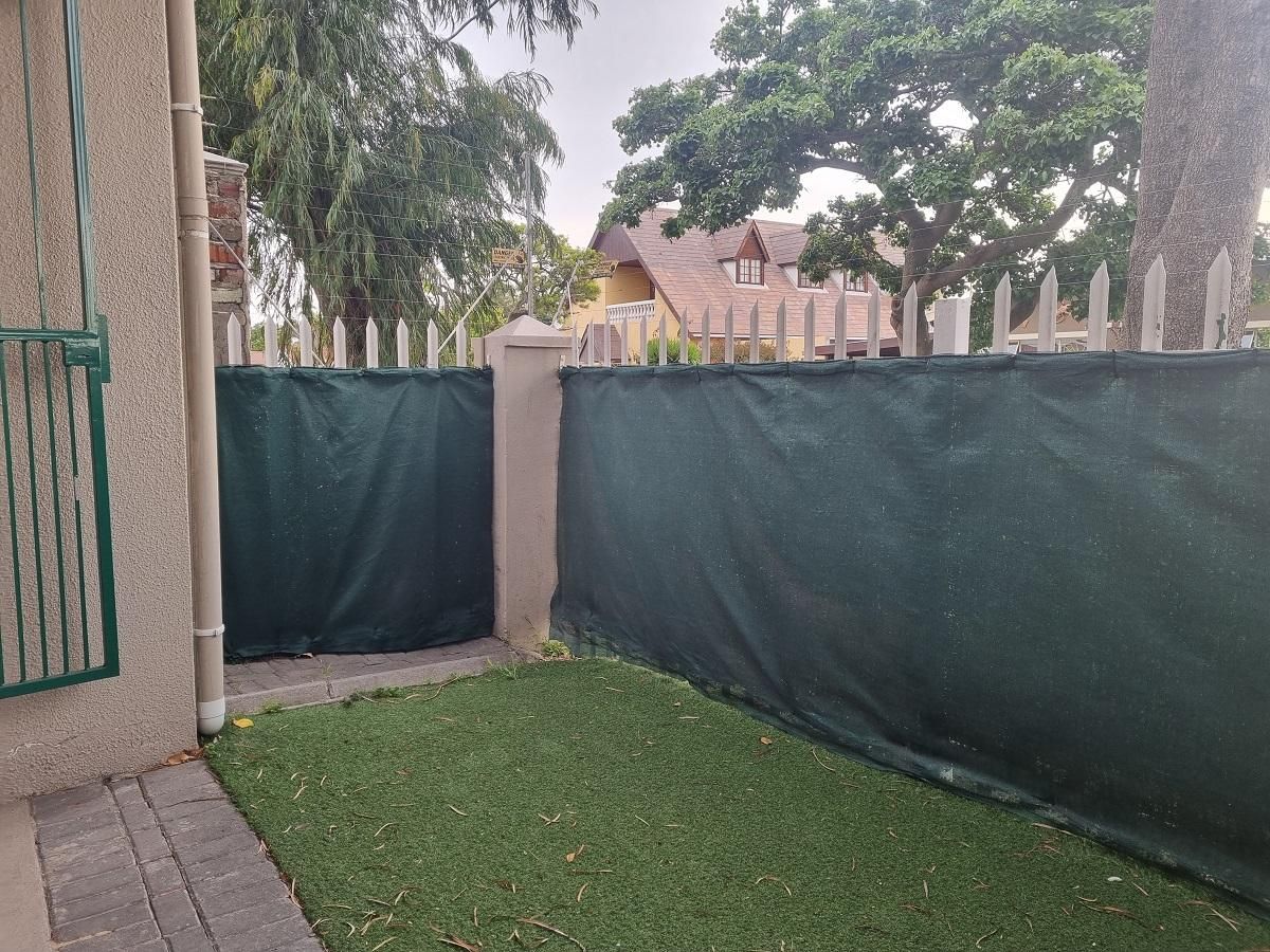Photo 9 of 19