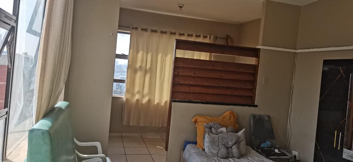 Photo 9 of 13