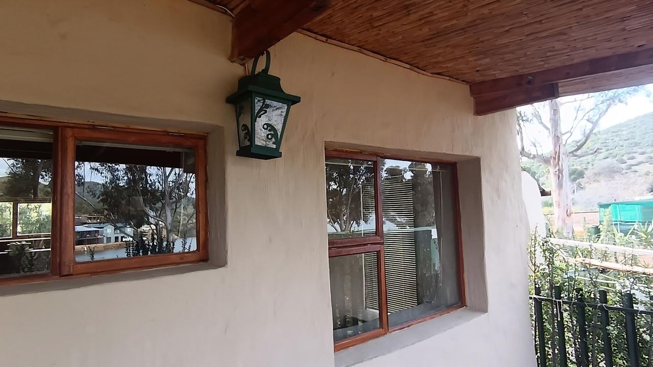 Photo 5 of 32