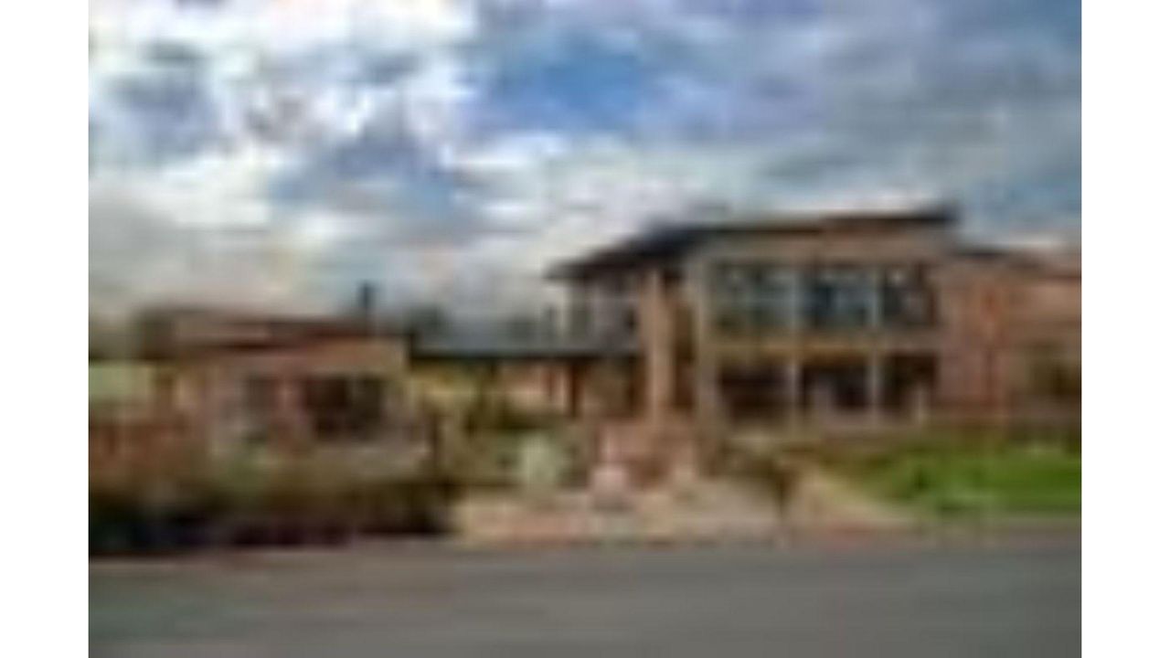 Photo 14 of 26