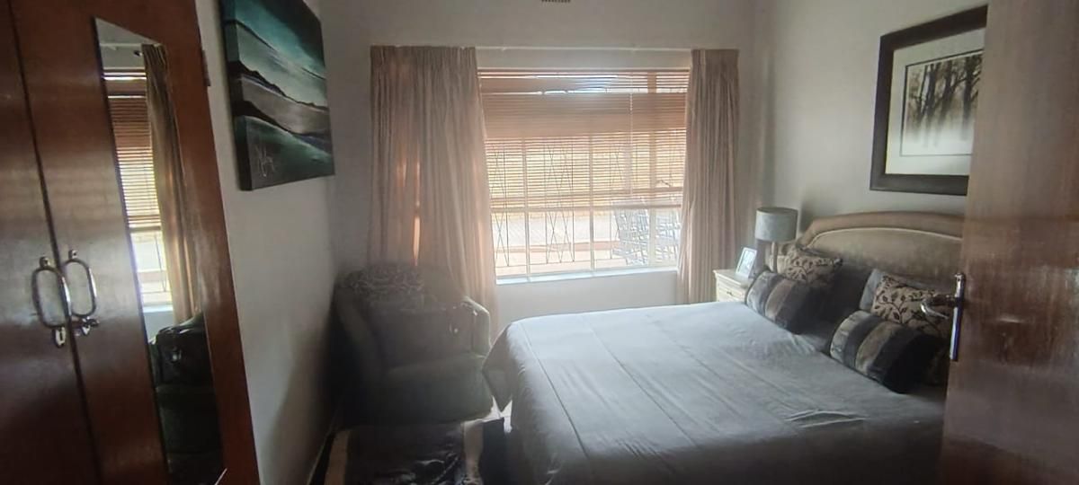 Photo 9 of 47