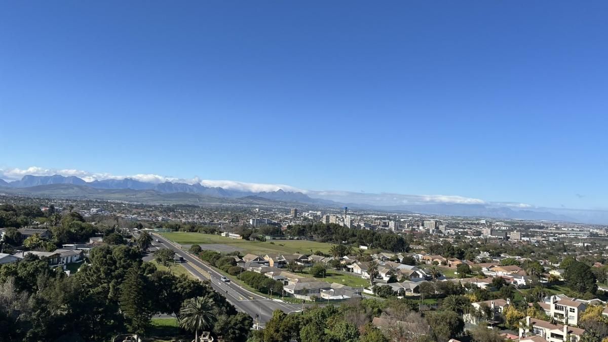 Photo 9 of 32