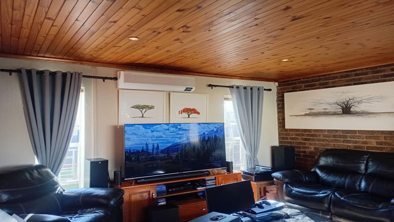 Photo of 4 Bedroom house for sale in Weltevreden Park, Roodepoort