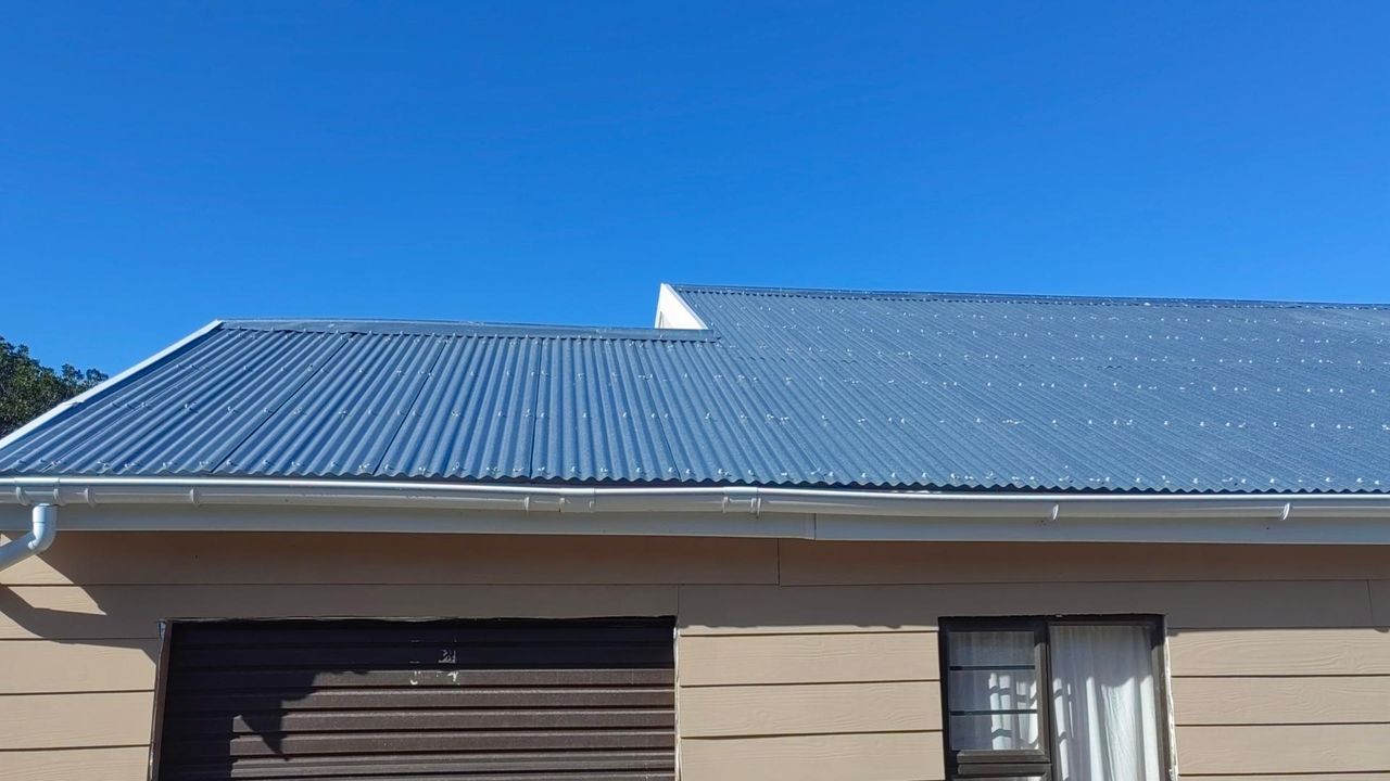 Photo 17 of 24