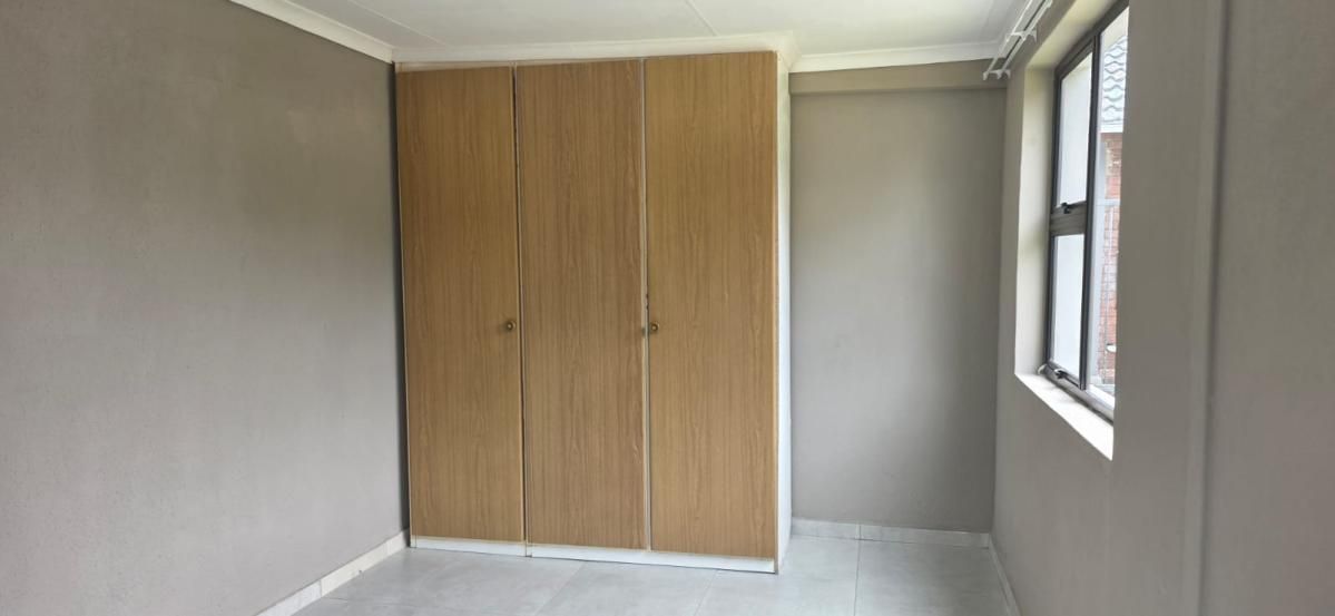 Photo of 1 Bedroom flat to rent in Secunda