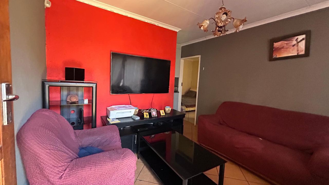 Photo 6 of 16
