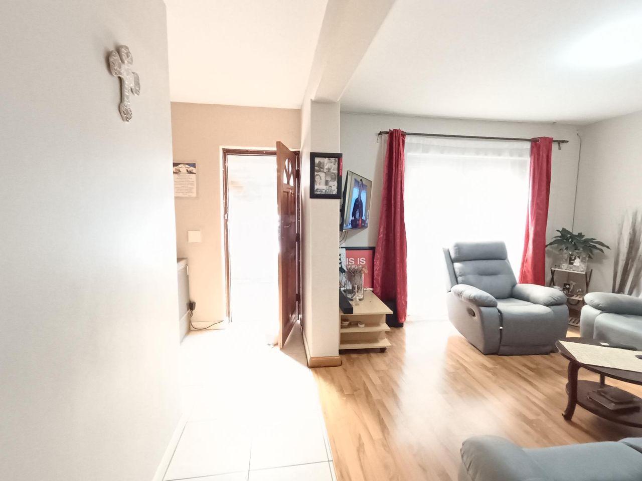 Photo 20 of 36