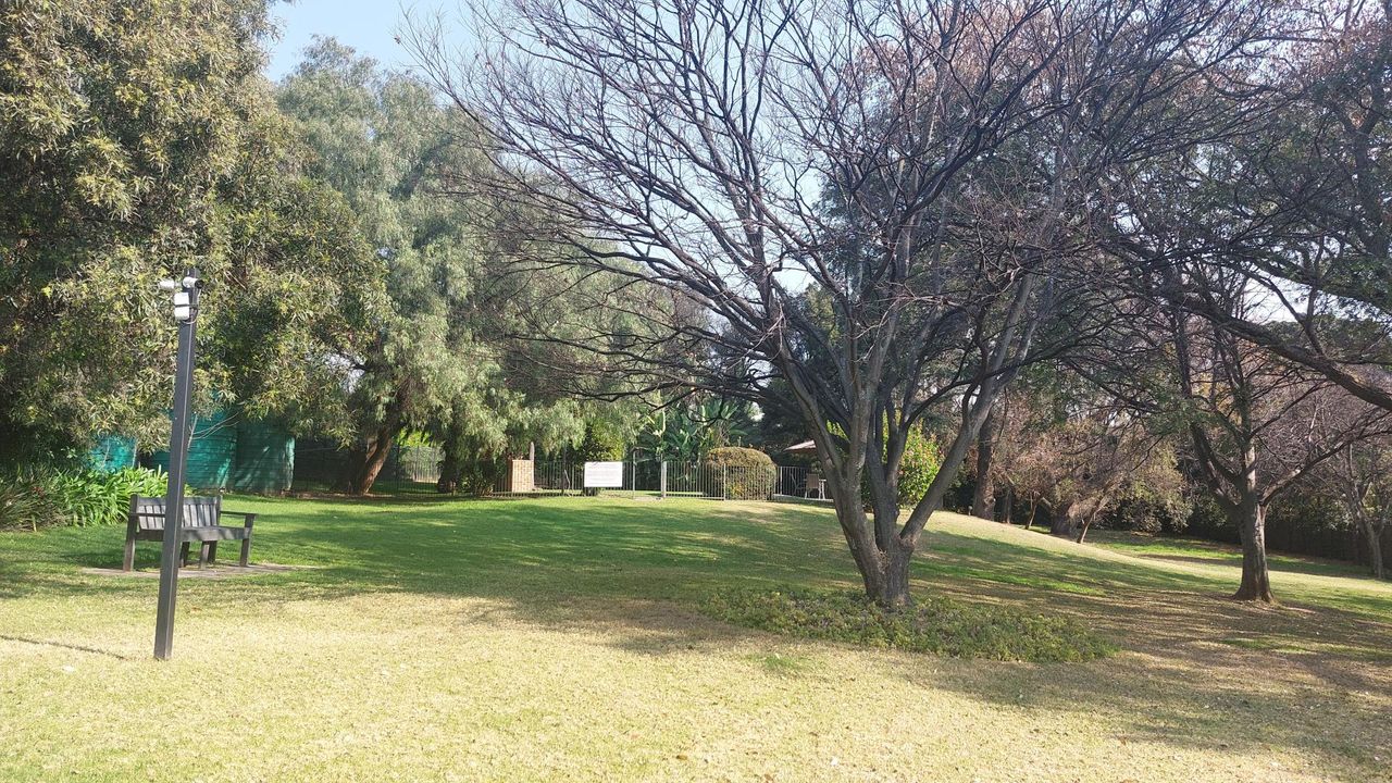 Photo 34 of 39