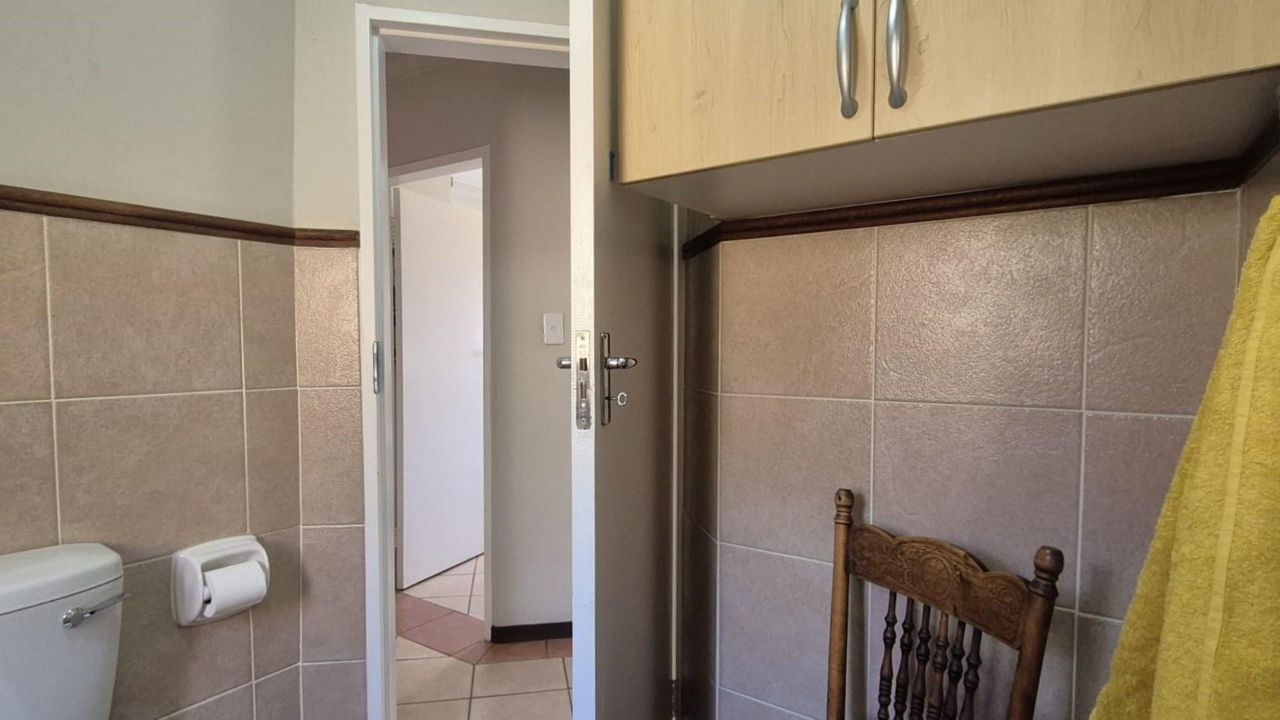 Photo 20 of 26