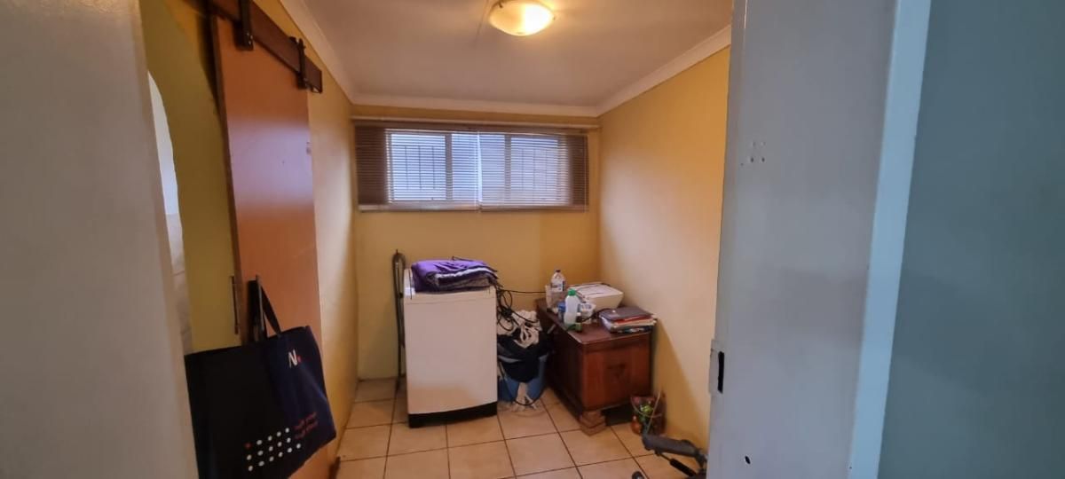 Photo 13 of 19