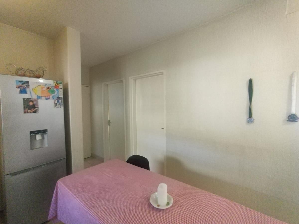 Photo 8 of 18