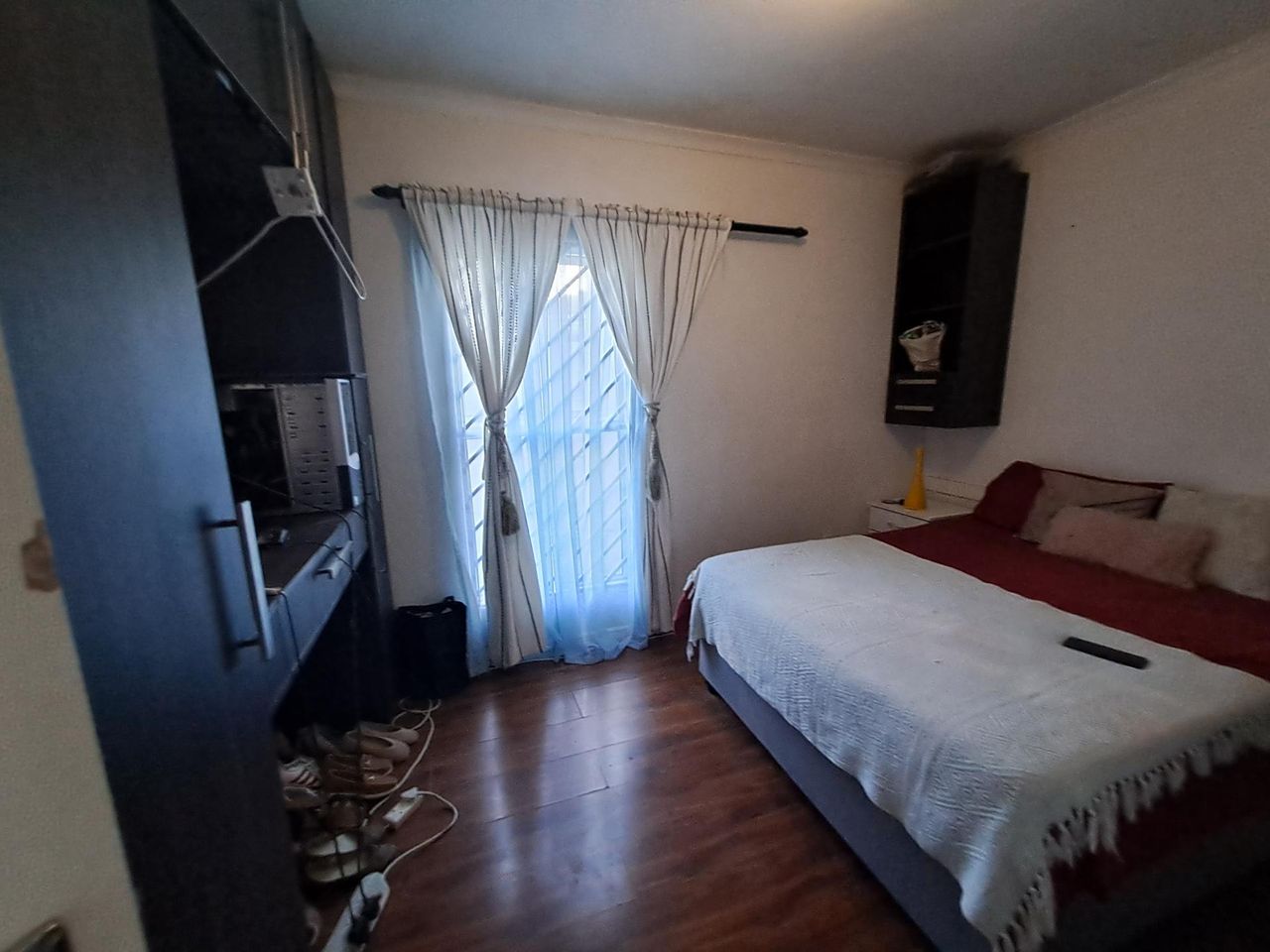 Photo 8 of 21