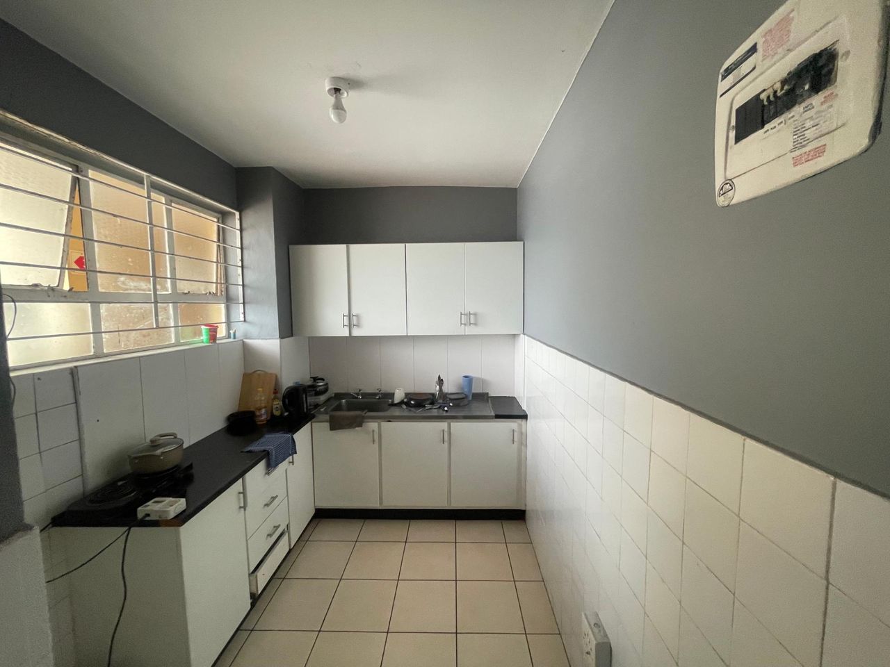 Photo 3 of 14