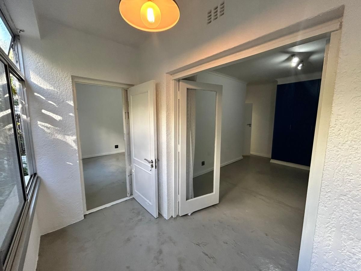 Photo of 1 Bedroom apartment to rent in Claremont Upper, Cape Town