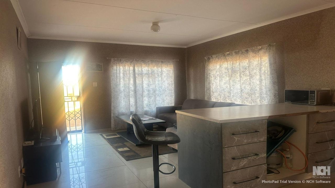 Photo 6 of 11
