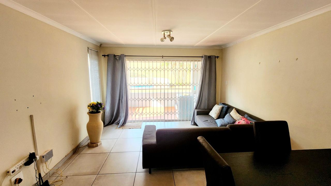 Photo 9 of 25