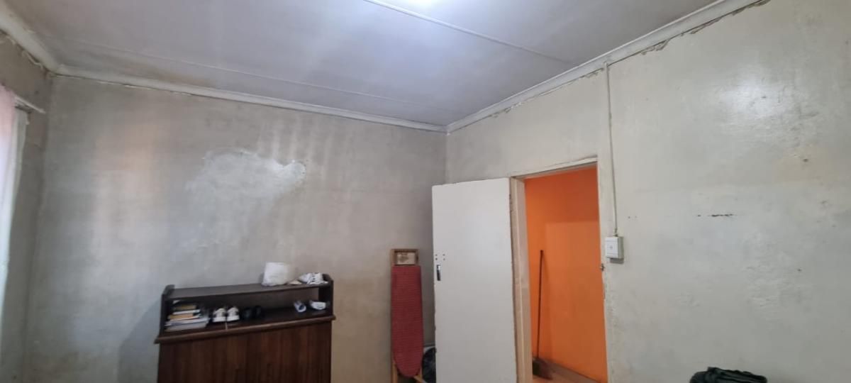 Photo 6 of 14