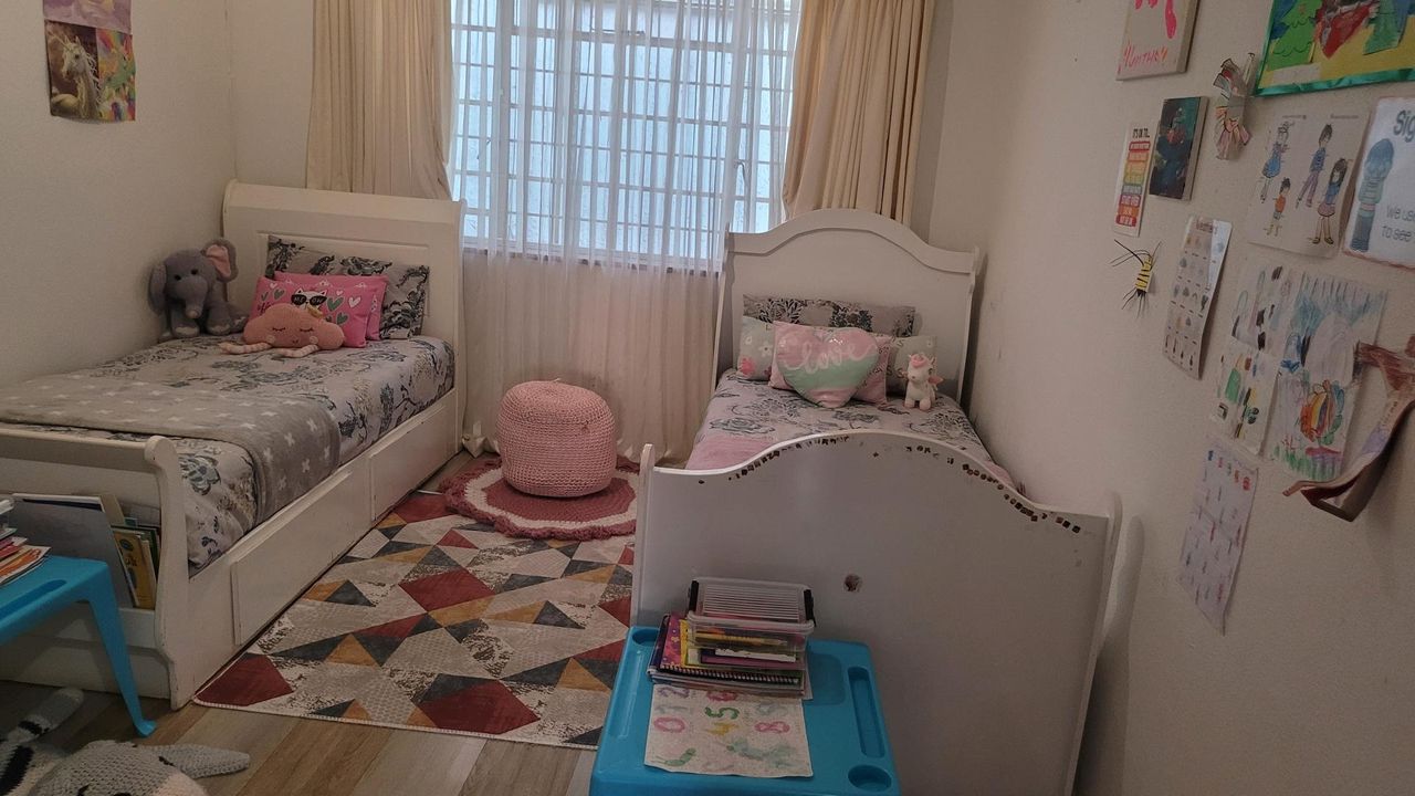Photo 13 of 27