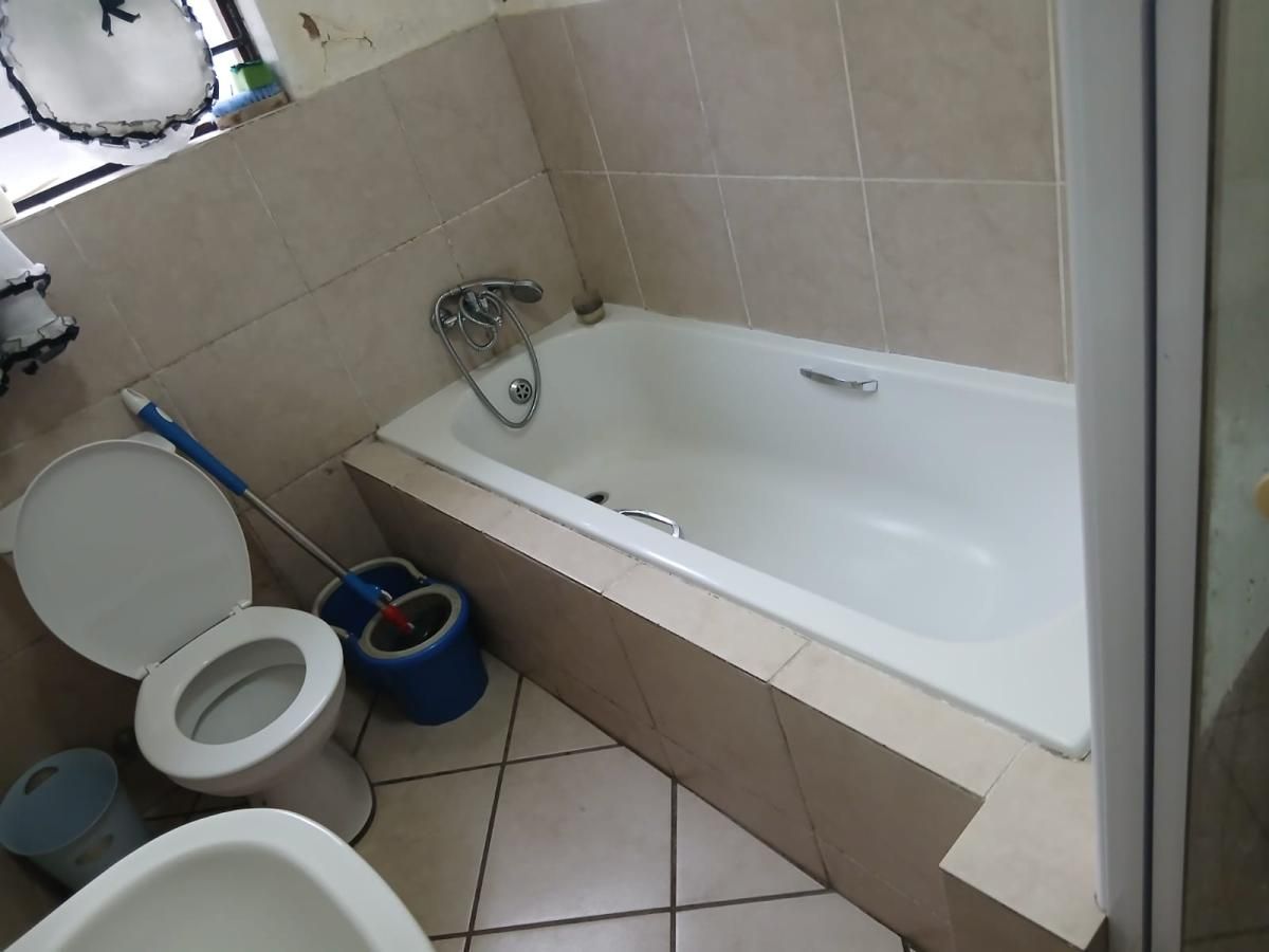Photo 6 of 21
