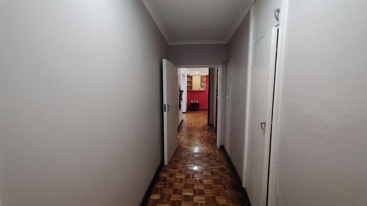 Photo 13 of 26