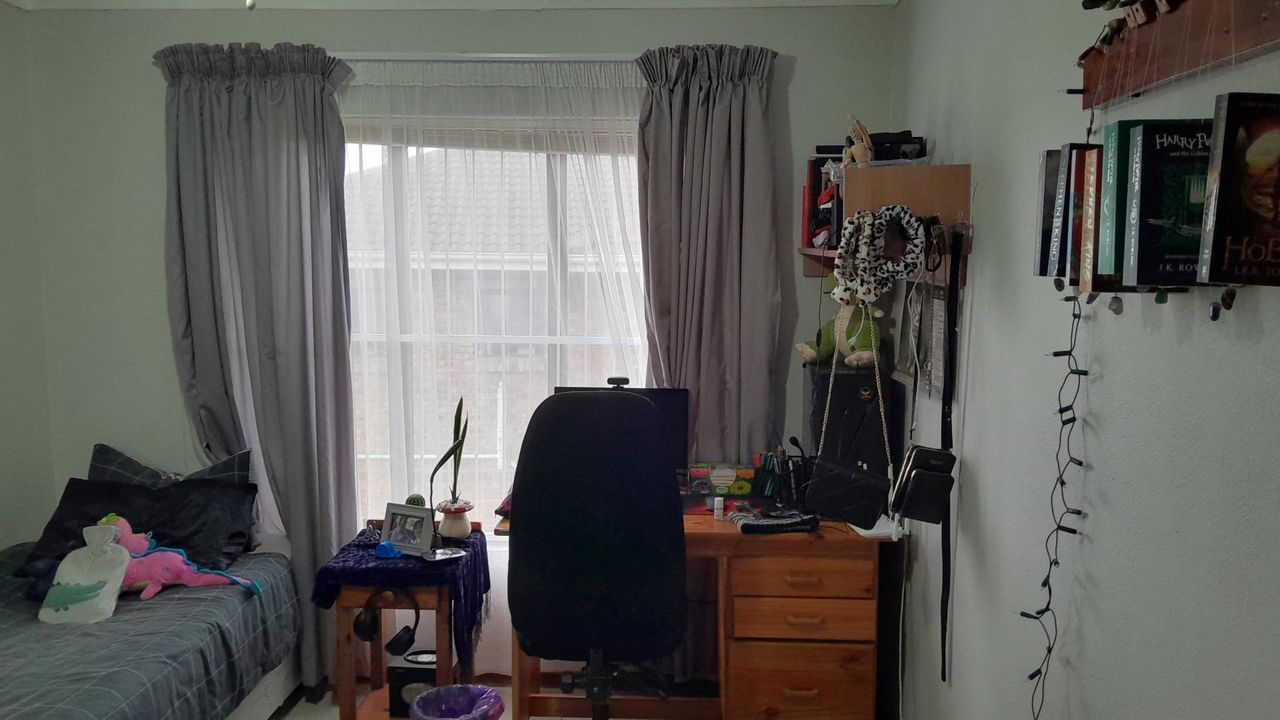 Photo 32 of 50