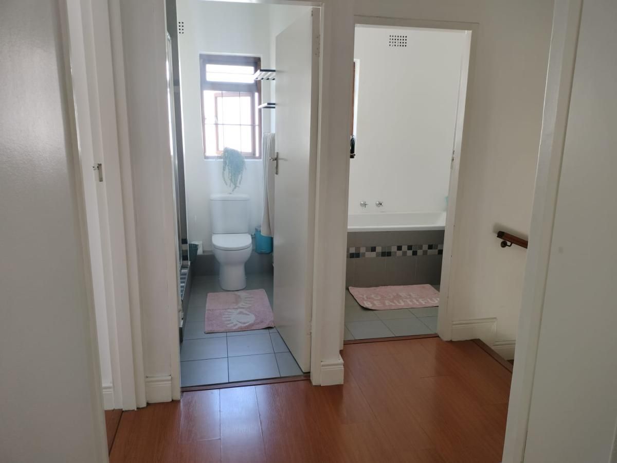 Photo 20 of 25