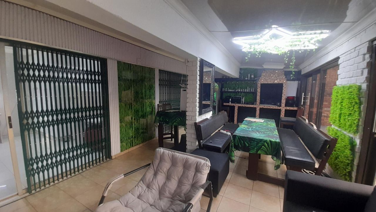 Photo of 4 Bedroom house for sale in Dennesig, Middelburg