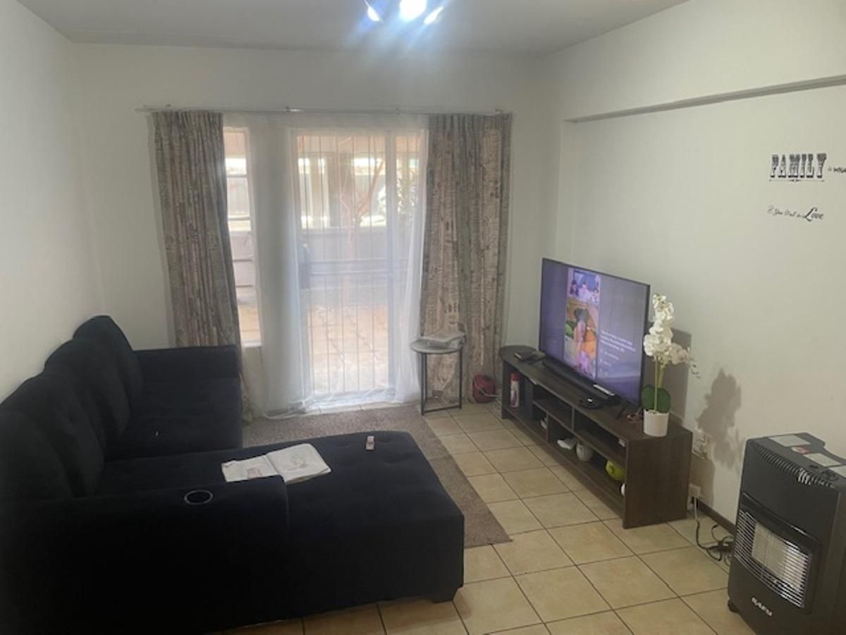 Photo 9 of 24