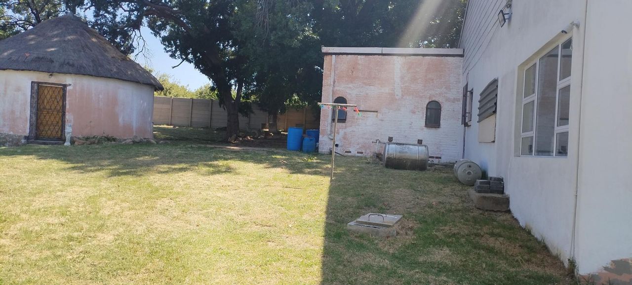 Photo 1 of 43