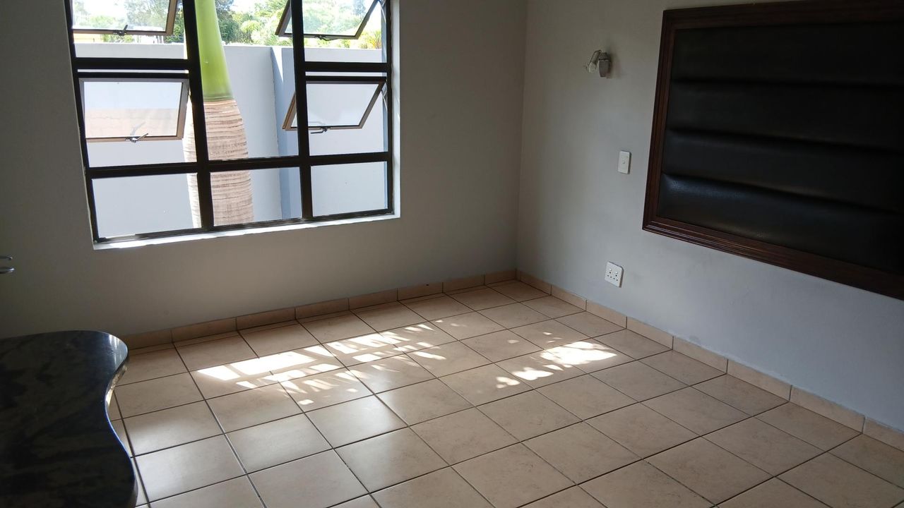 Photo 8 of 12