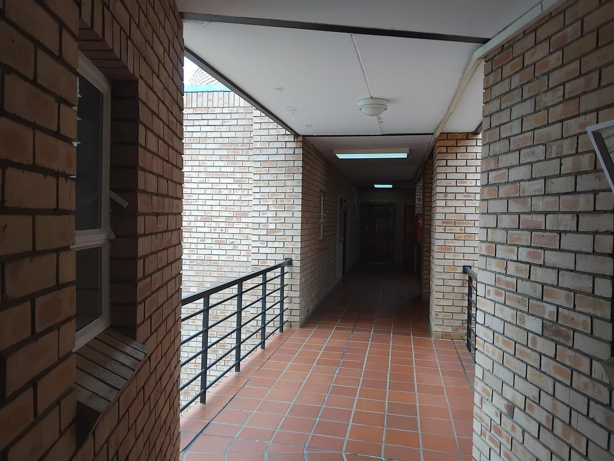Photo 17 of 20