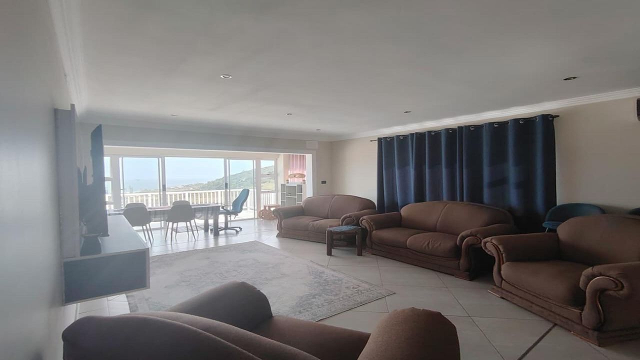 Photo 6 of 21