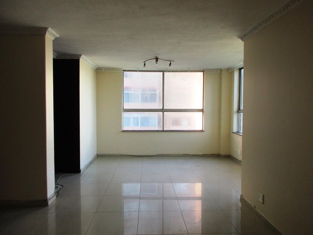 Photo 8 of 11