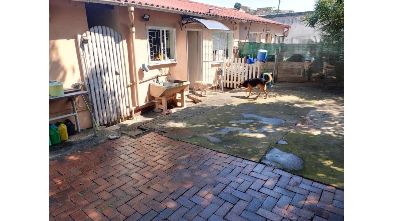 Photo of 4 Bedroom house for sale in Shastri Park, Phoenix