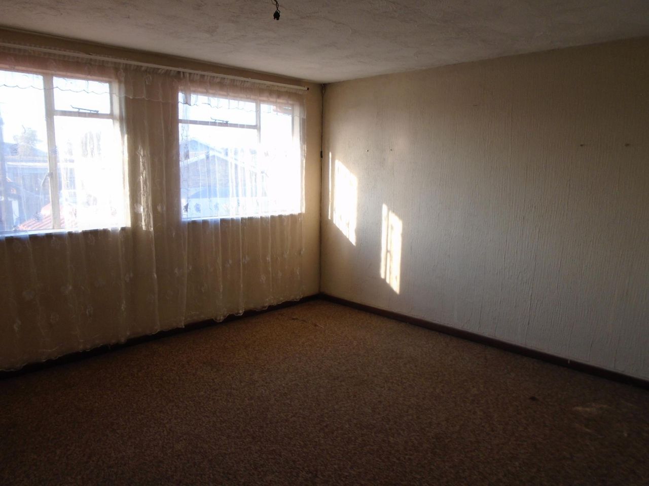 Photo 15 of 27