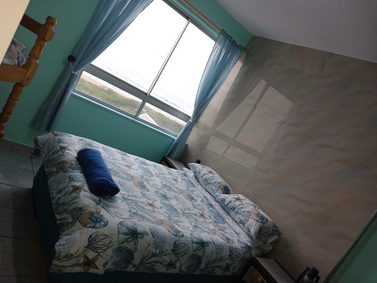 Photo 13 of 20