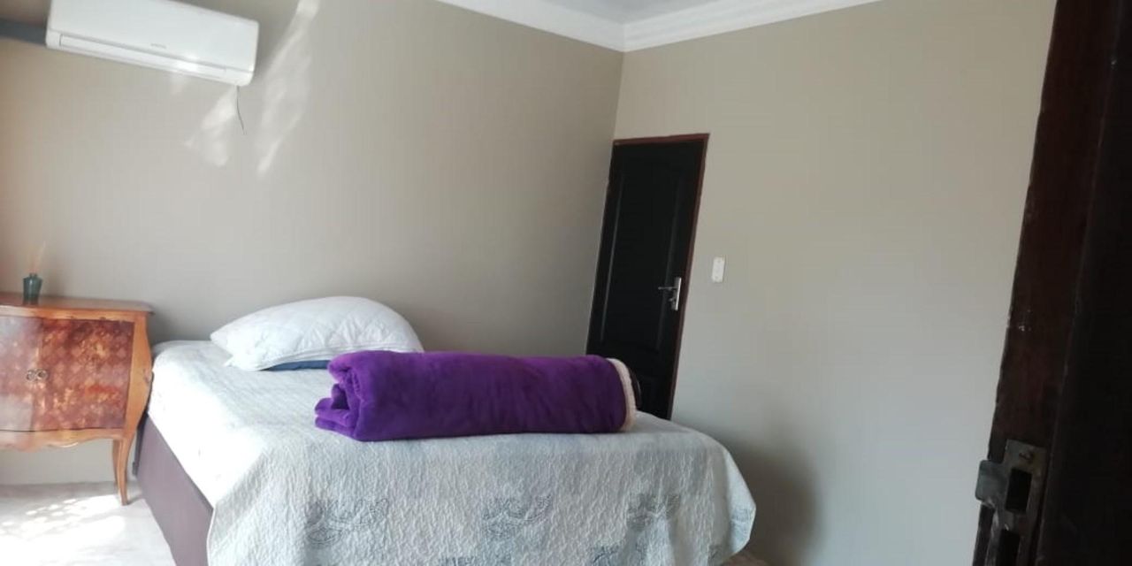 Photo 37 of 67