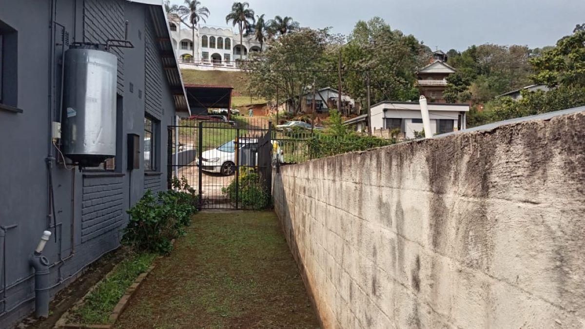 Photo 5 of 26