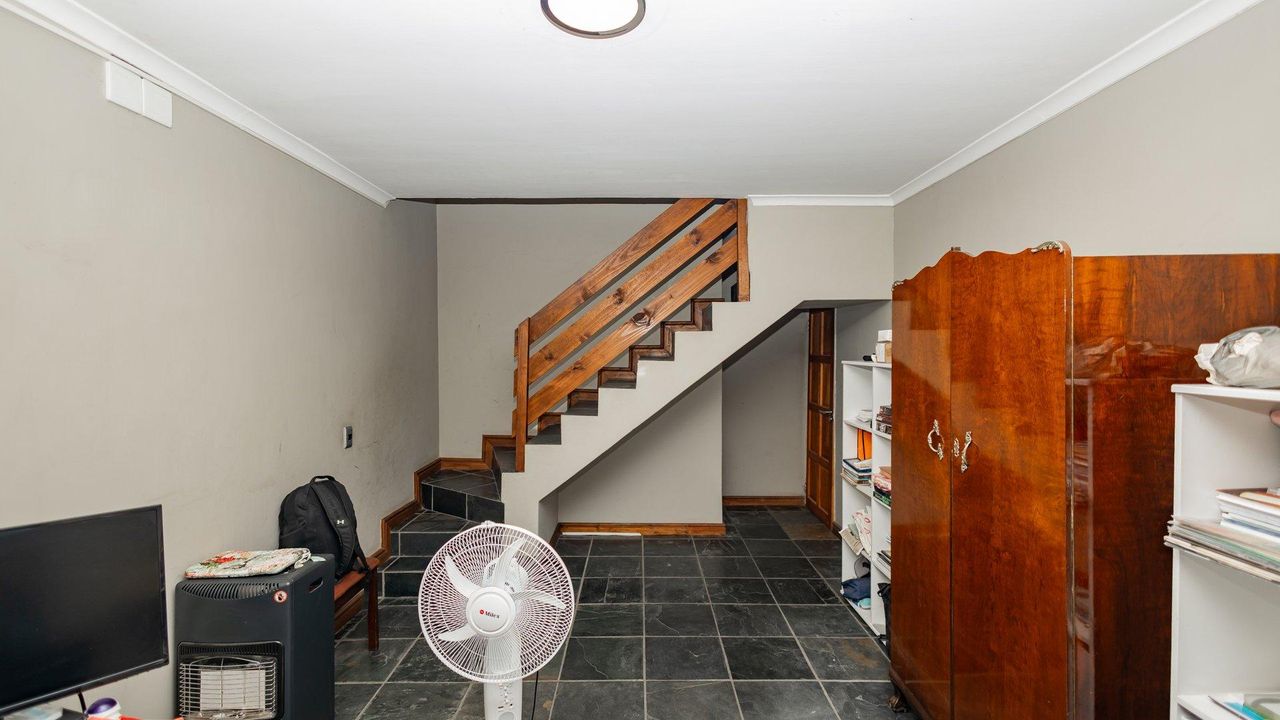 Photo 22 of 26