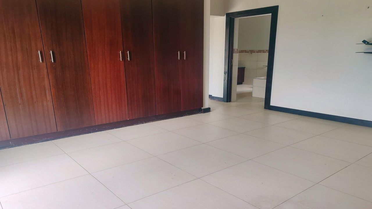 Photo 15 of 29