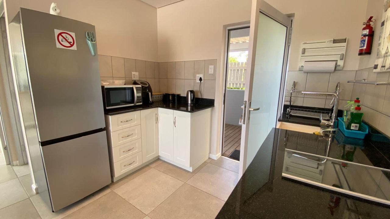 Photo 19 of 31